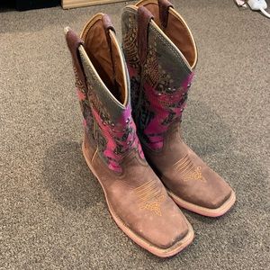 Ariat Graphic Western Boots